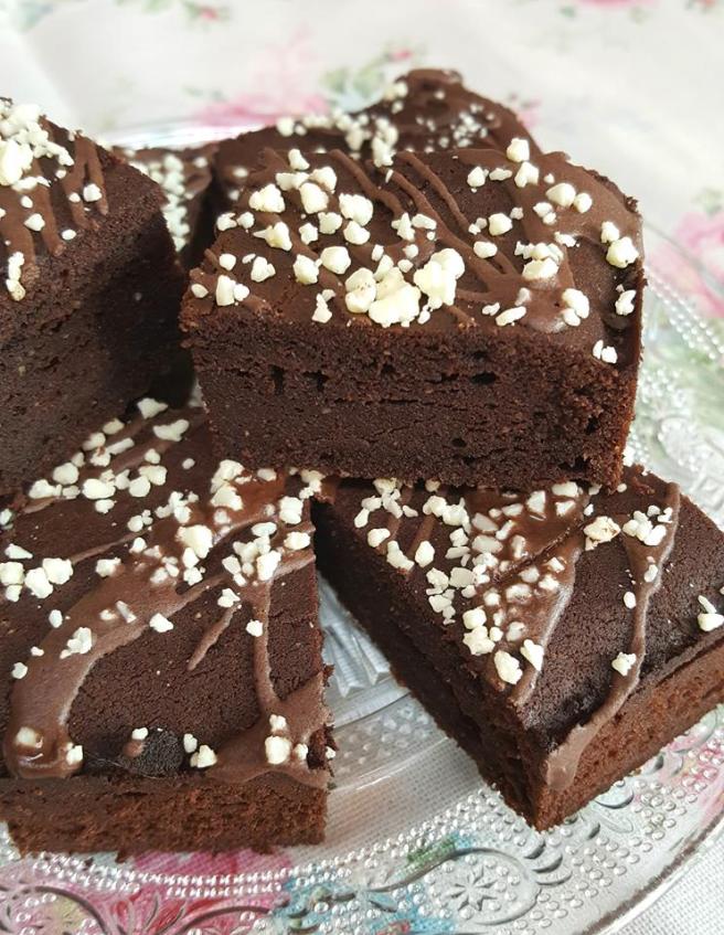 40129694_306218266628529_2523517195930042368_n